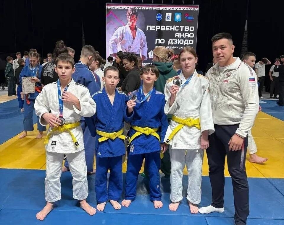 Борцы Муравленко – призеры первенства Ямала