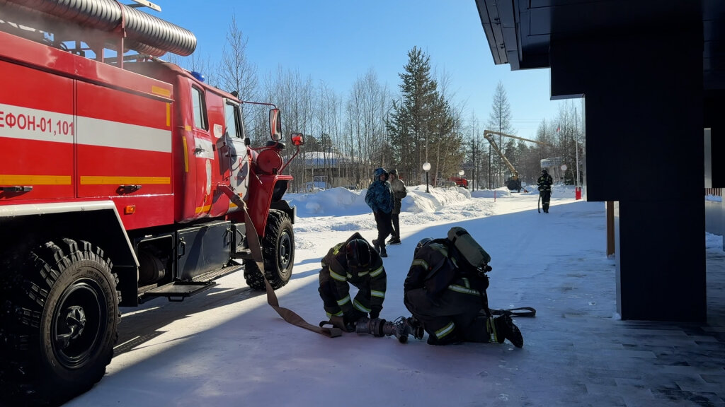 Тревога, эвакуация: огнеборцы провели учения в Доме культуры