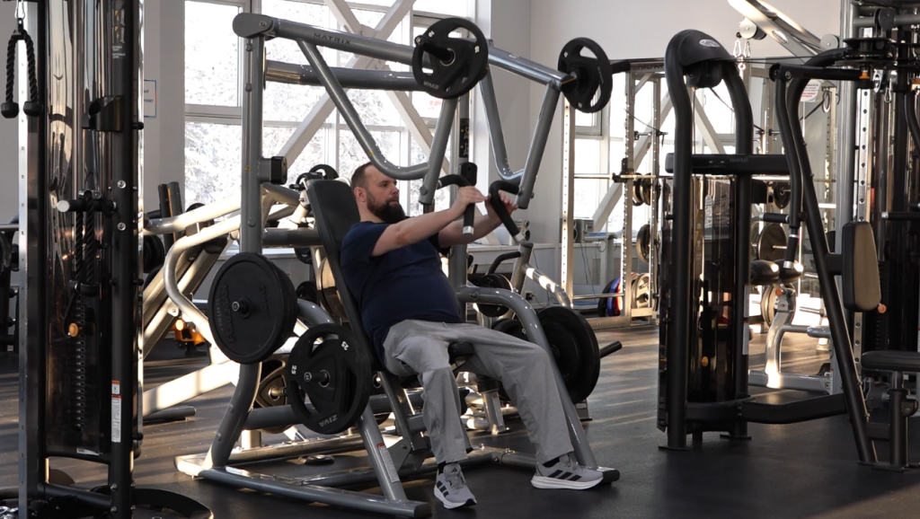 Муравленковцев приглашают на бесплатные занятия по адаптивной физкультуре