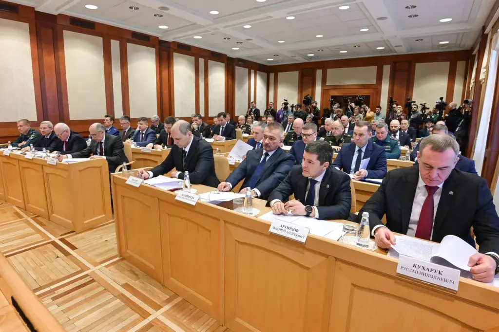 Дмитрий Артюхов принял участие на заседании Совета Безопасности в Екатеринбурге