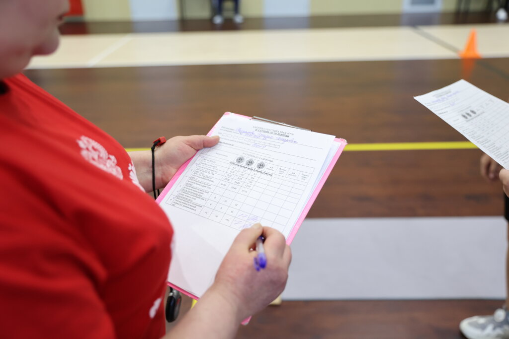 8-й «Б» школы № 4 – победитель фестиваля ГТО проекта «Во славу Отечества»