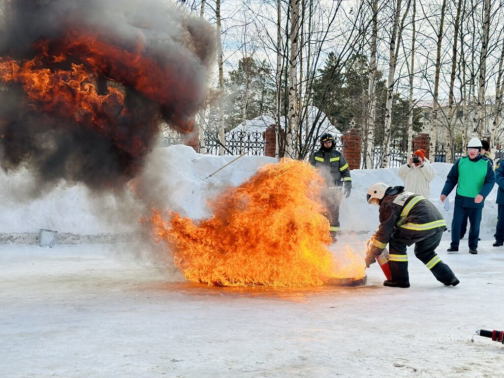 Безработные Муравленко научатся действовать в экстренных ситуациях