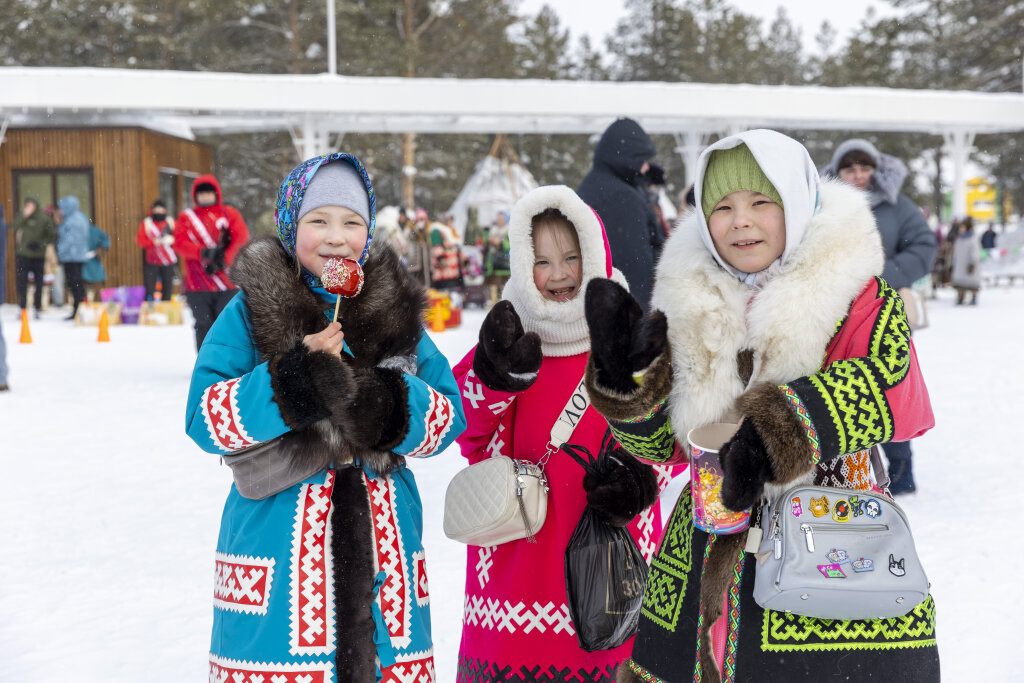 Стартовал прием заявок на конкурсы в сфере фольклорной деятельности КМНС