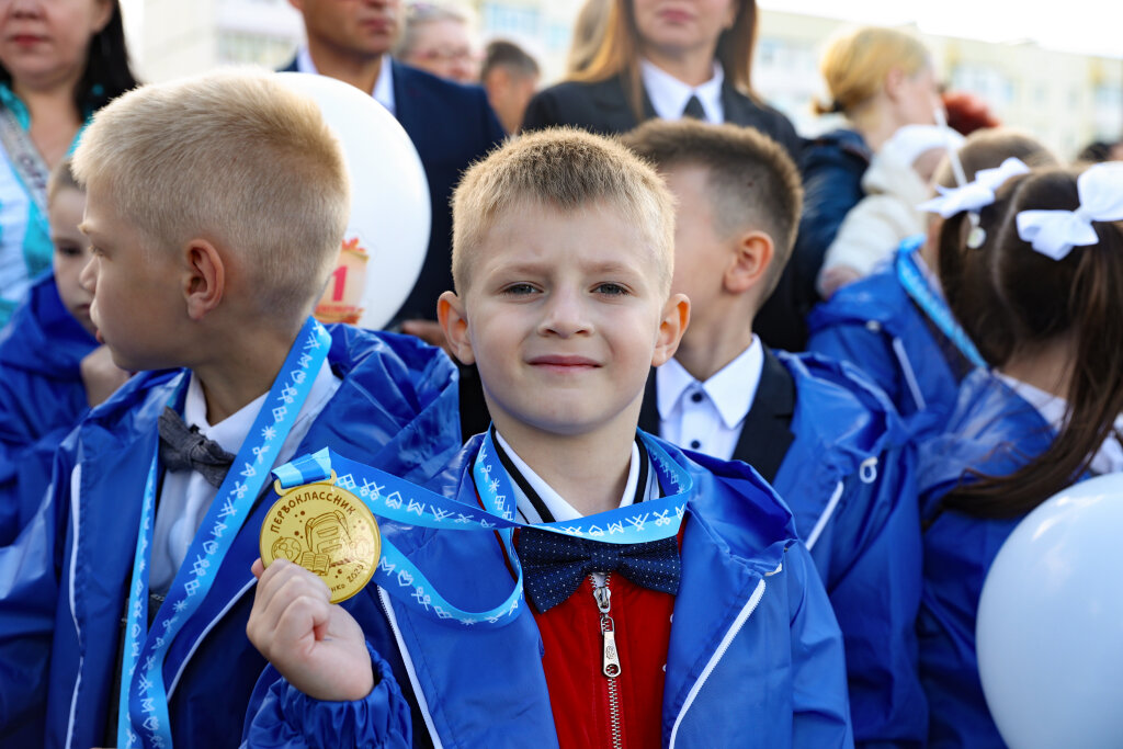 1 апреля на Ямале стартовала запись в первый класс