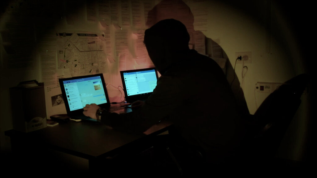 Жители Муравленко в апреле отдали мошенникам более 7 миллионов