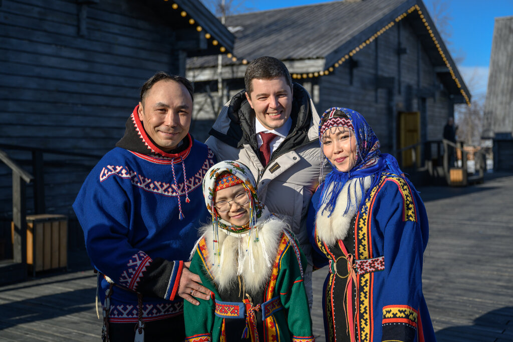 Дмитрий Артюхов поздравил северян с Днём коренных малочисленных народов России