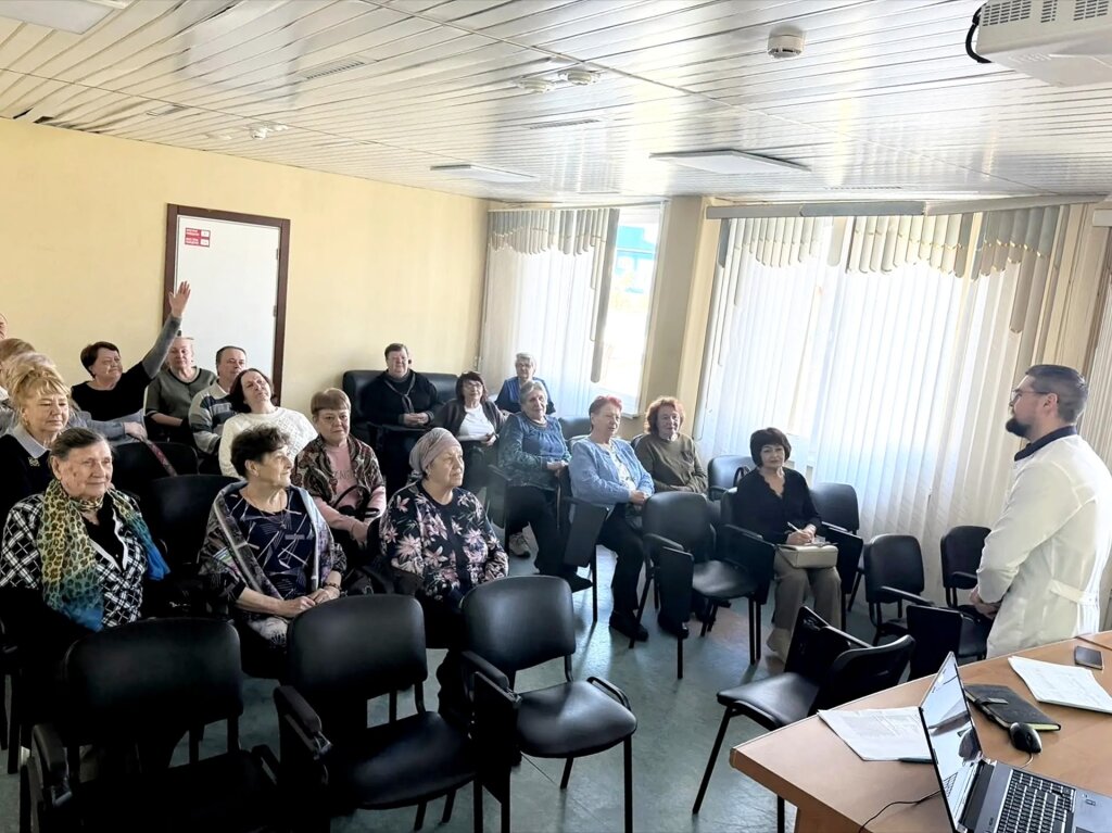 В Муравленко стартовала «Школа активного долголетия»