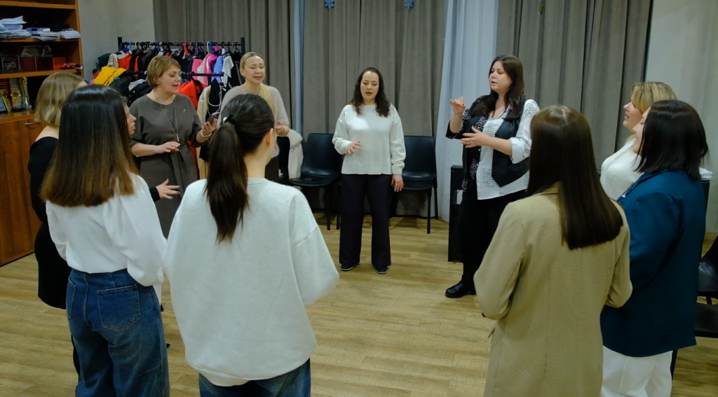 16 апреля отмечается Всемирный день голоса