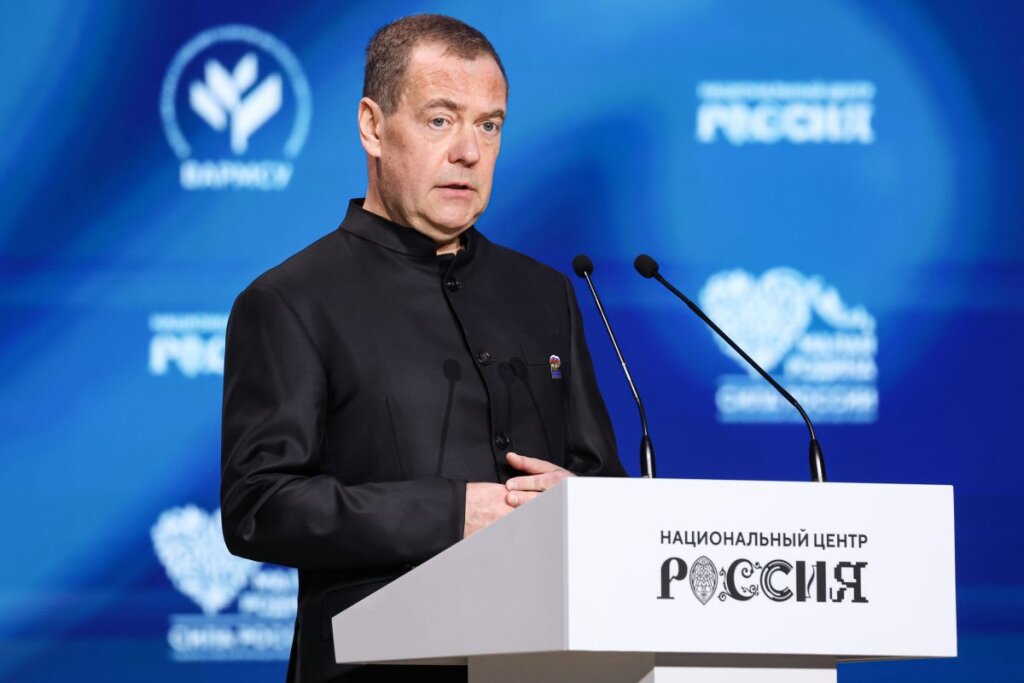 Дмитрий Медведев: «Муниципальные депутаты – опора партии на местах»