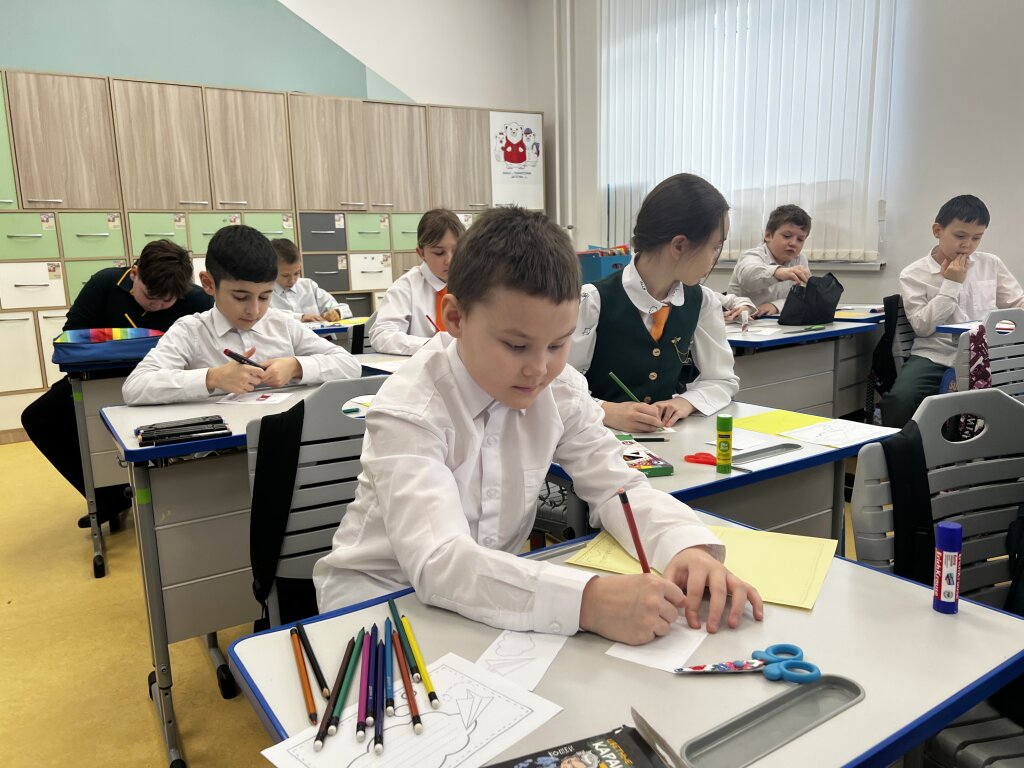 В Муравленко к Неделе охраны труда приобщают школьников