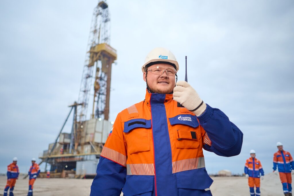 «Газпром нефть» установила рекорды добычи и переработки по итогам 2025 года