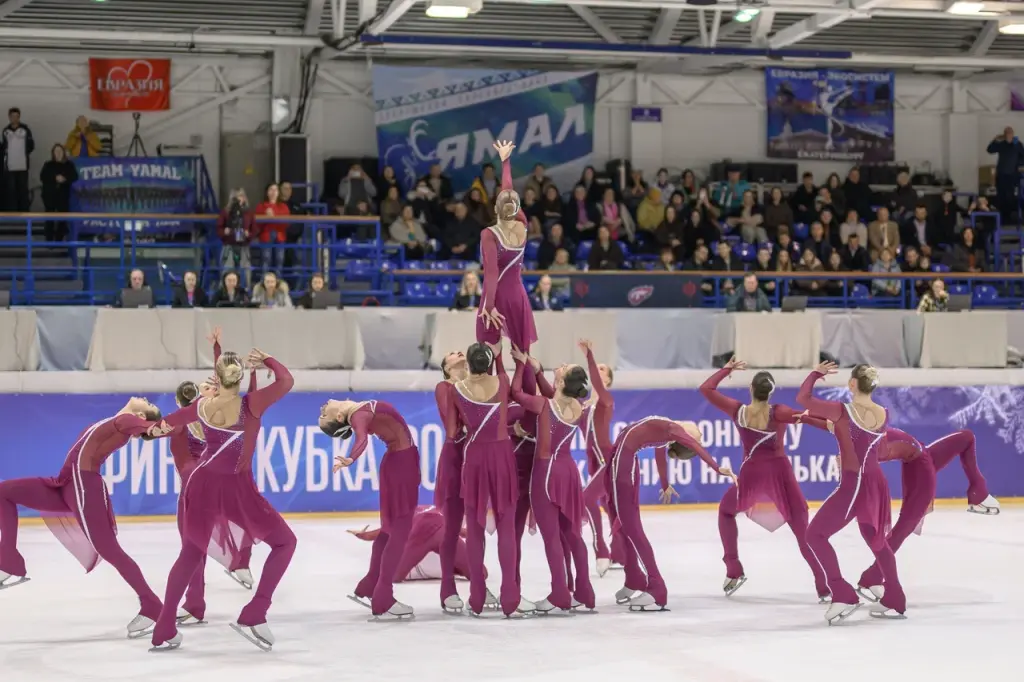 На Ямале разыграли медали Кубка России по синхронному катанию