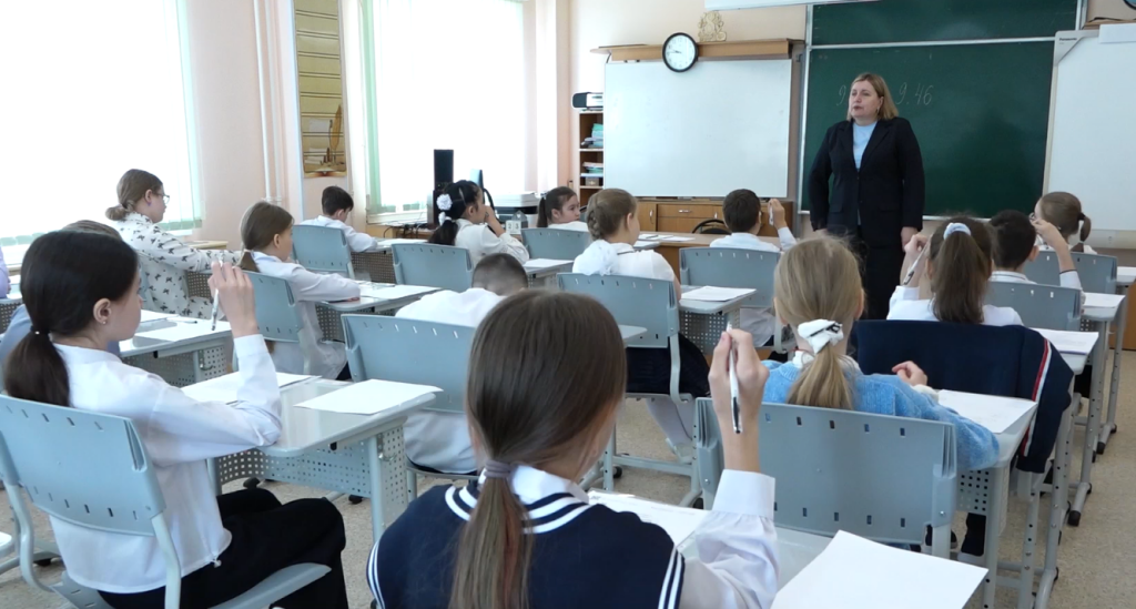 Срез знаний: в школах проводят Всероссийские проверочные работы