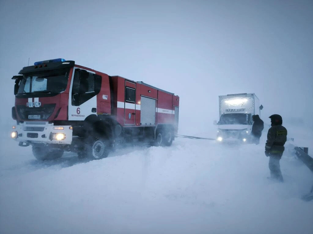 Операция по спасению: из снежного плена вывели десятки людей