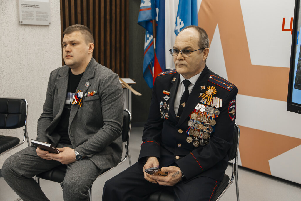 Ветеранов боевых действий приглашают оформить пластиковую карту «СВОи»