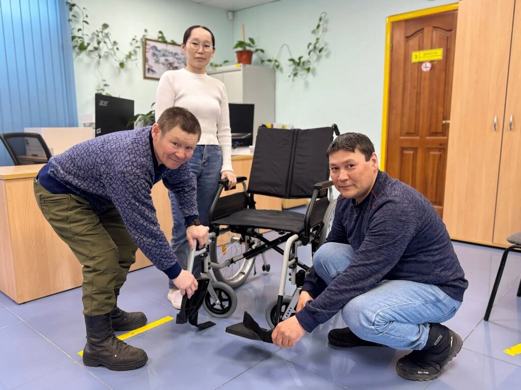 «Школы ухода» на Ямале помогают родственникам тяжелобольных